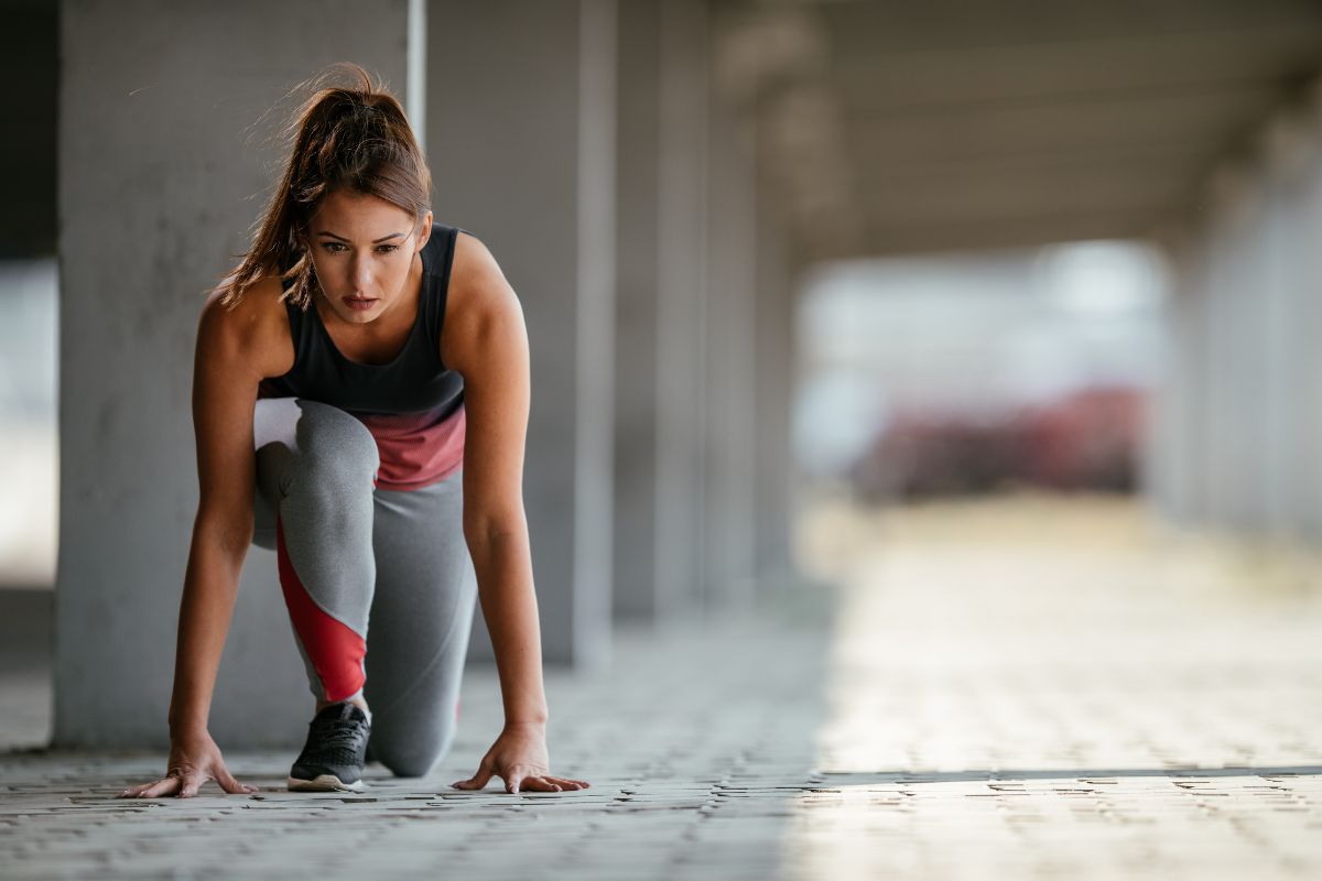 An athlete uses turmeric for muscle recovery.
