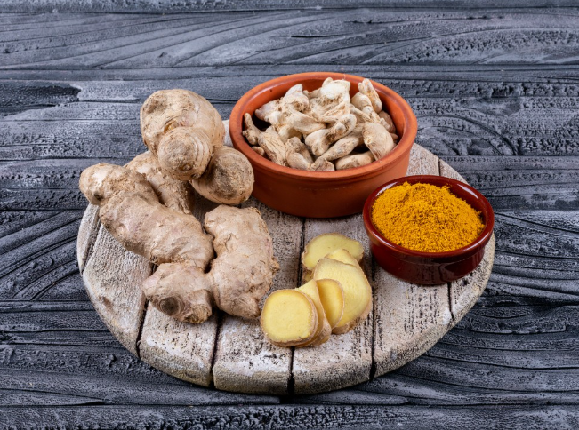 Health Benefits of Turmeric and Ginger, How to Use, & Side Effects