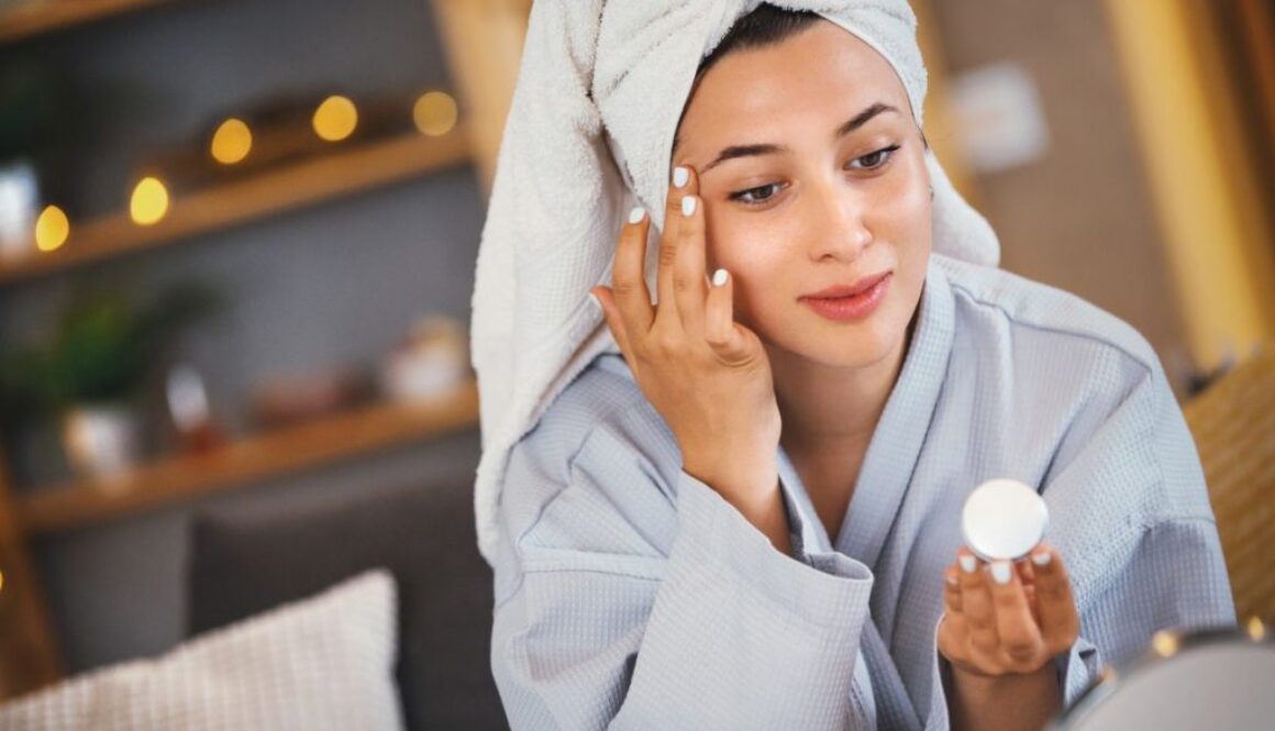 The woman is using an effective skincare from AMVital.